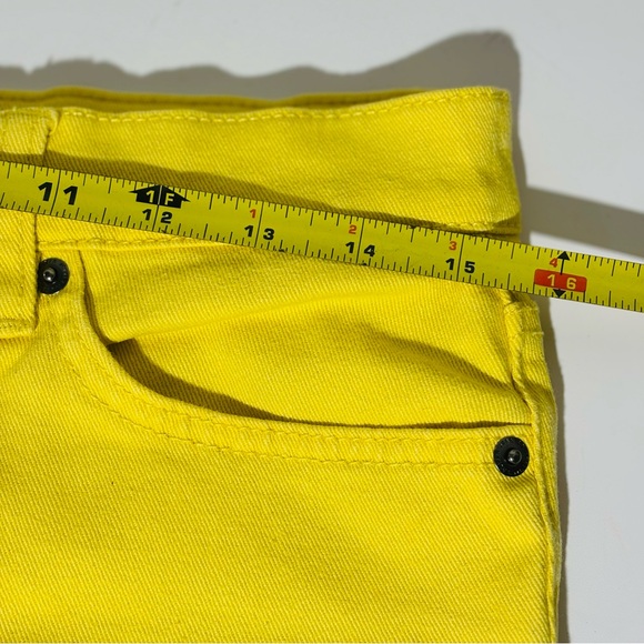 Ralph Lauren Ralph Bright Yellow Denim Capri Women Pants | Size 6 - Picture 6 of 8